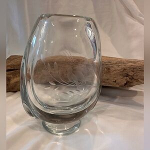 Nice vintage footed etched vase with two birds singing in a tree.